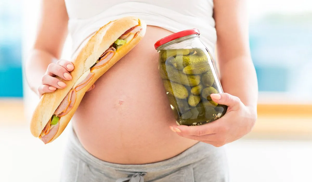 Evita estos alimentos durante tu embarazo
