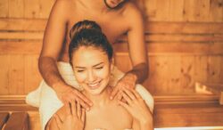 beneficios del baño sauna