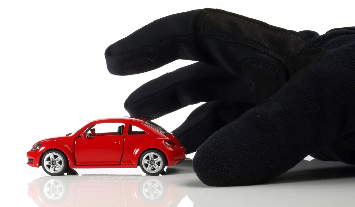 que-hacer-si-te-roban-tu-auto