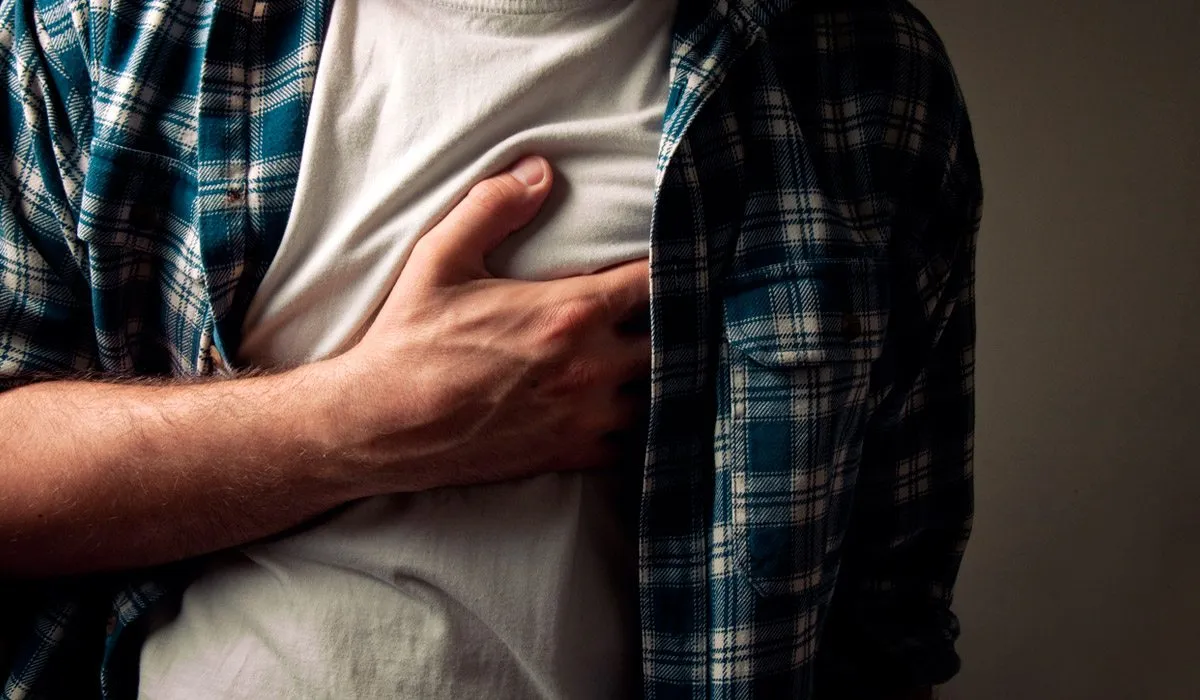 causas de dolor en el pecho