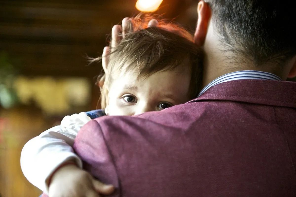 Papá al cuidado de los hijos-sele