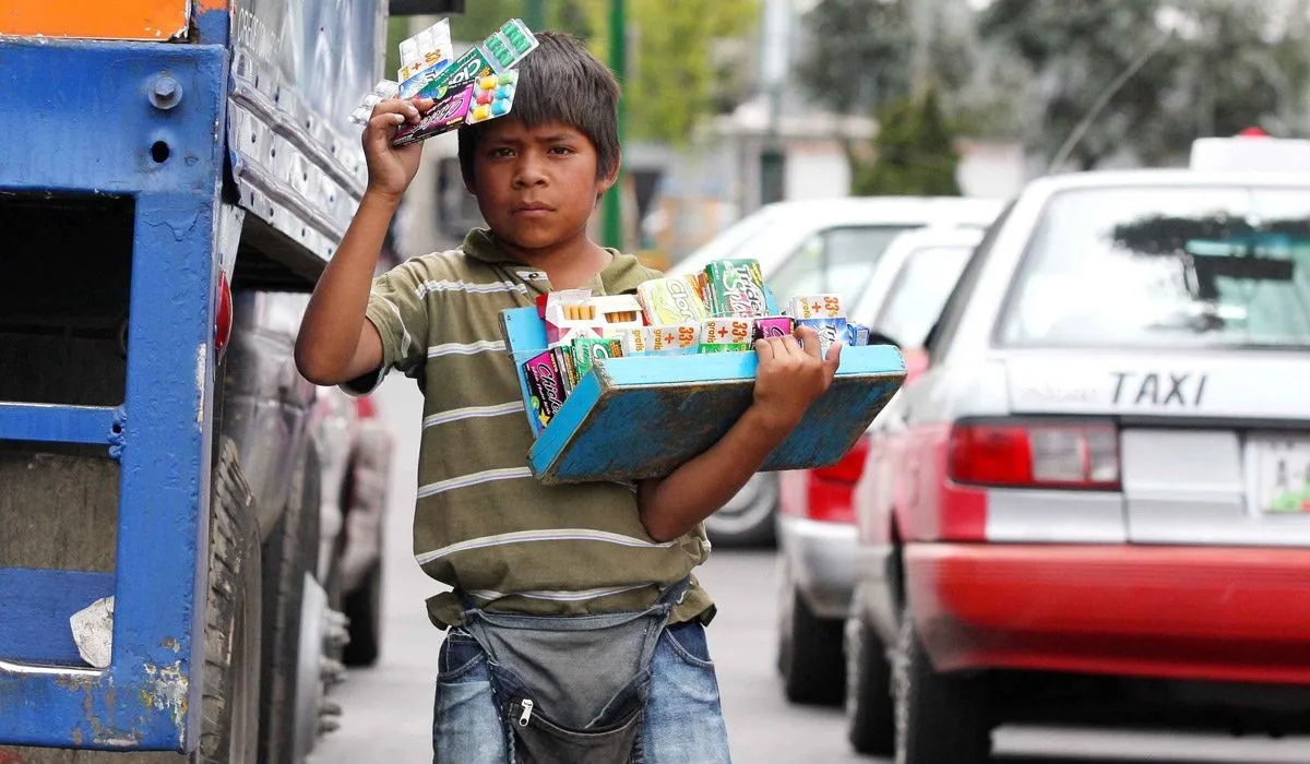 Existen 3.6 millones de niños trabajando en México