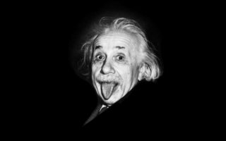 Detrás de la foto de Einstein con la lengua afuera