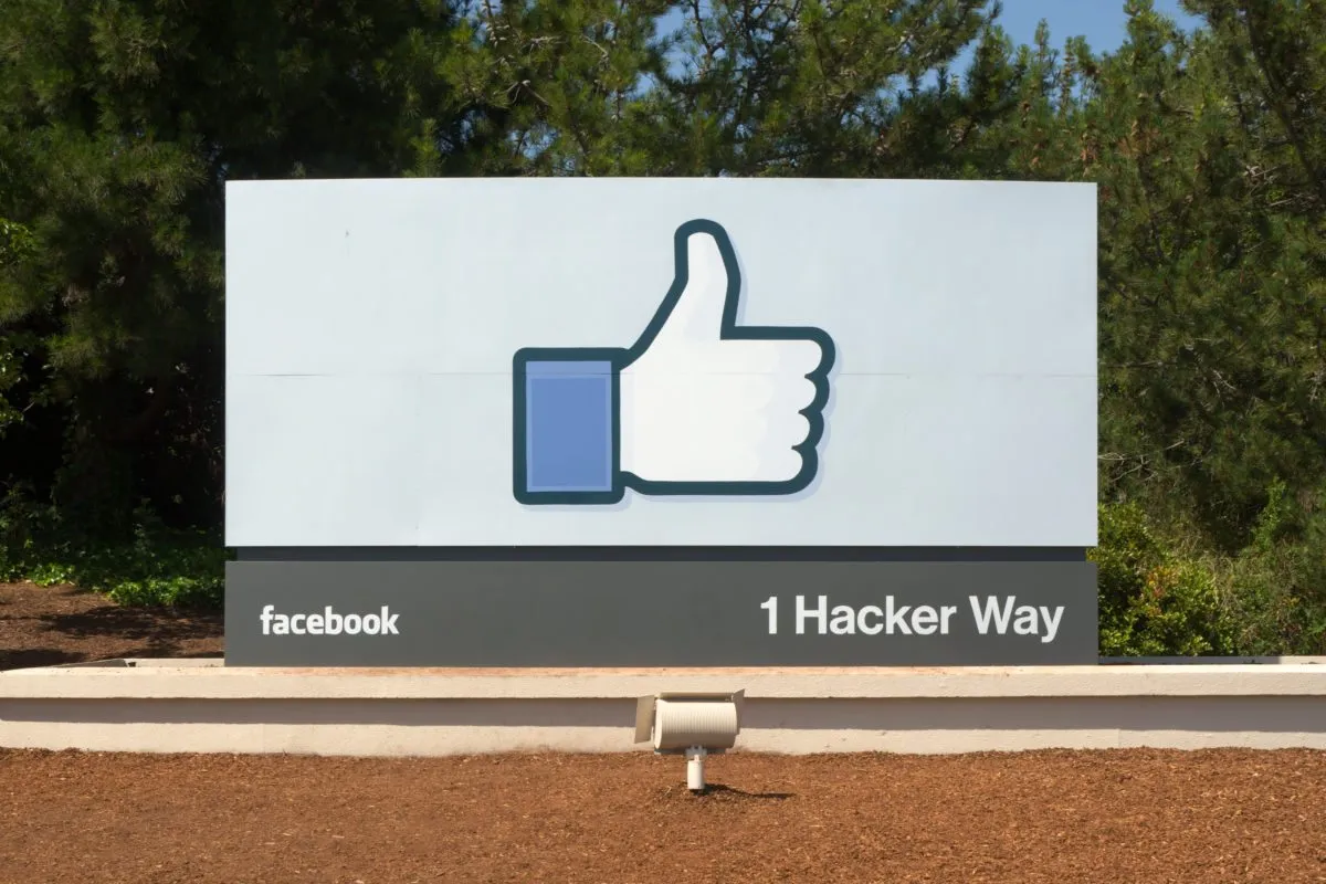 Pueblo Facebookport