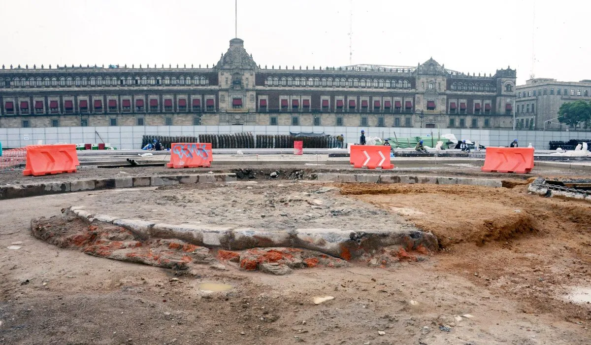 Aparece el Zócalo original de la Ciudad de México
