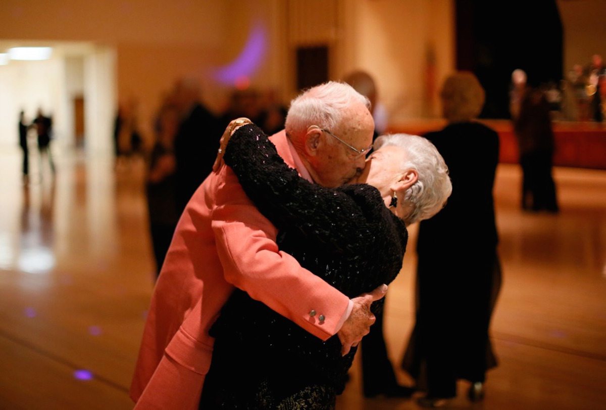 Baile para adultos mayores: rutina con beneficios