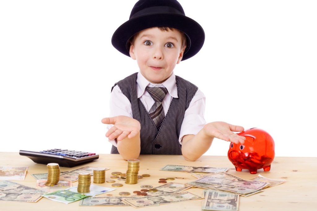 Pasos para enseñar finanzas personales a tus hijos