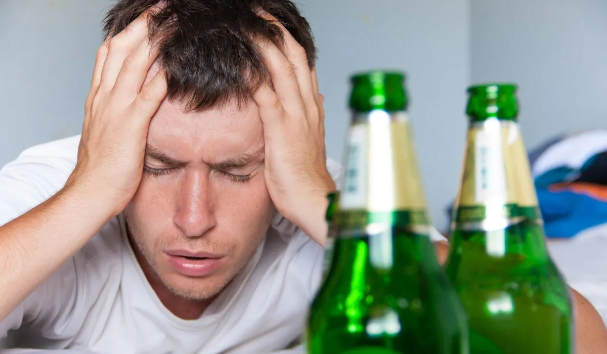 Cómo prevenir o aliviar la resaca en los festejos