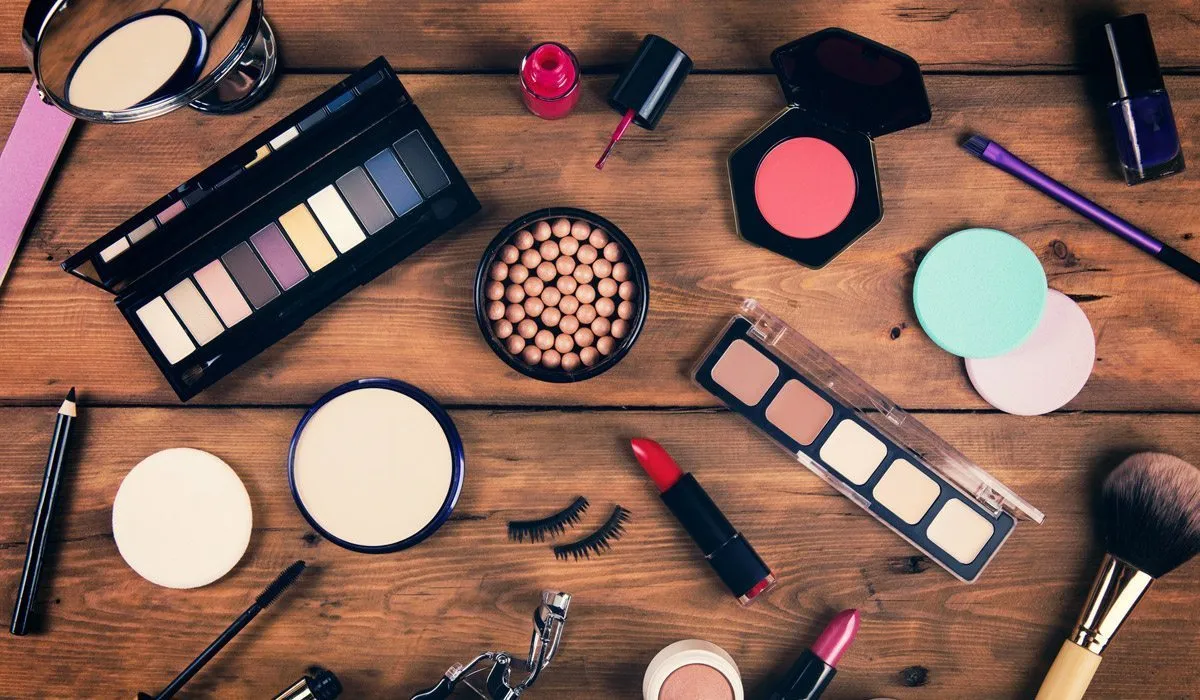 tu maquillaje puede dañarte