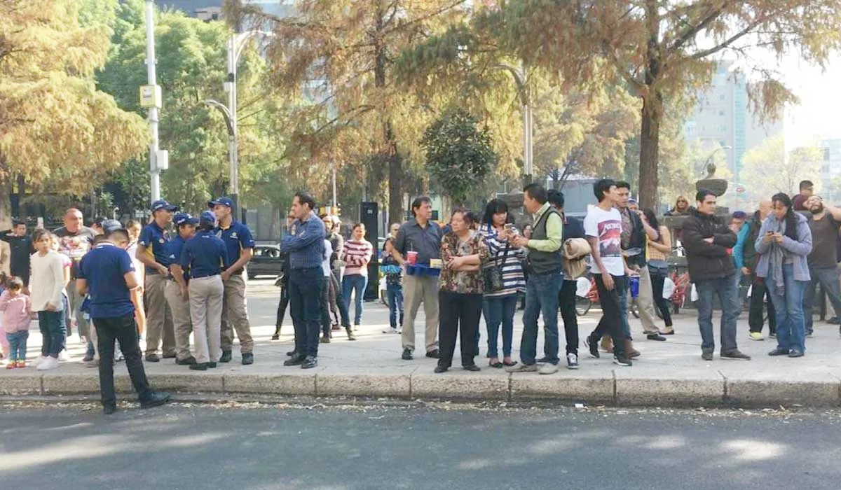 Un sismo altera a la Ciudad de México