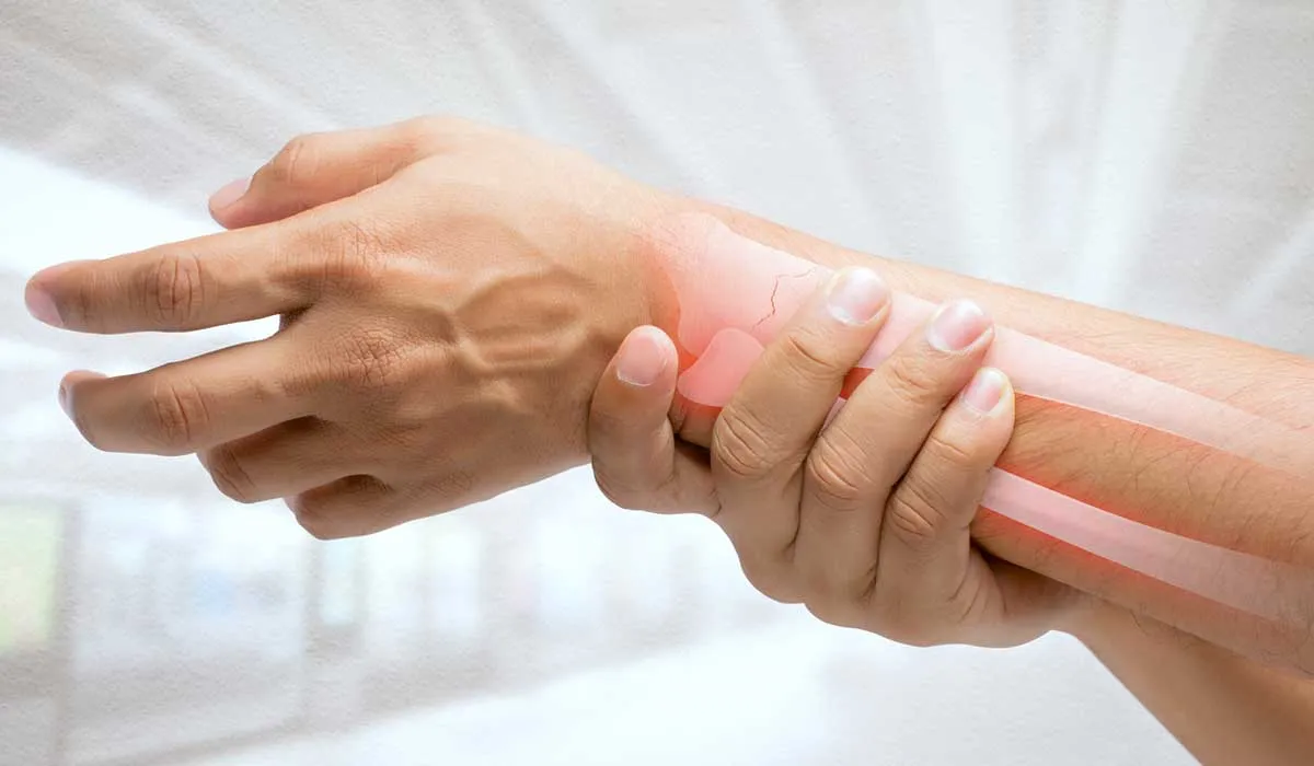 Signos silenciosos de que tienes osteoporosis