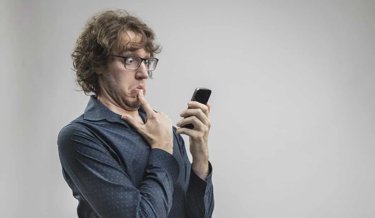 Celulares que envían fotos a los contactos sin tu permiso