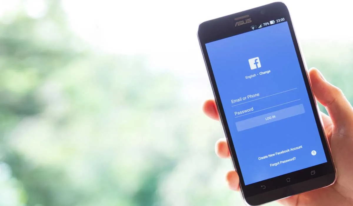 Facebook busca información sobre tus transacciones bancarias