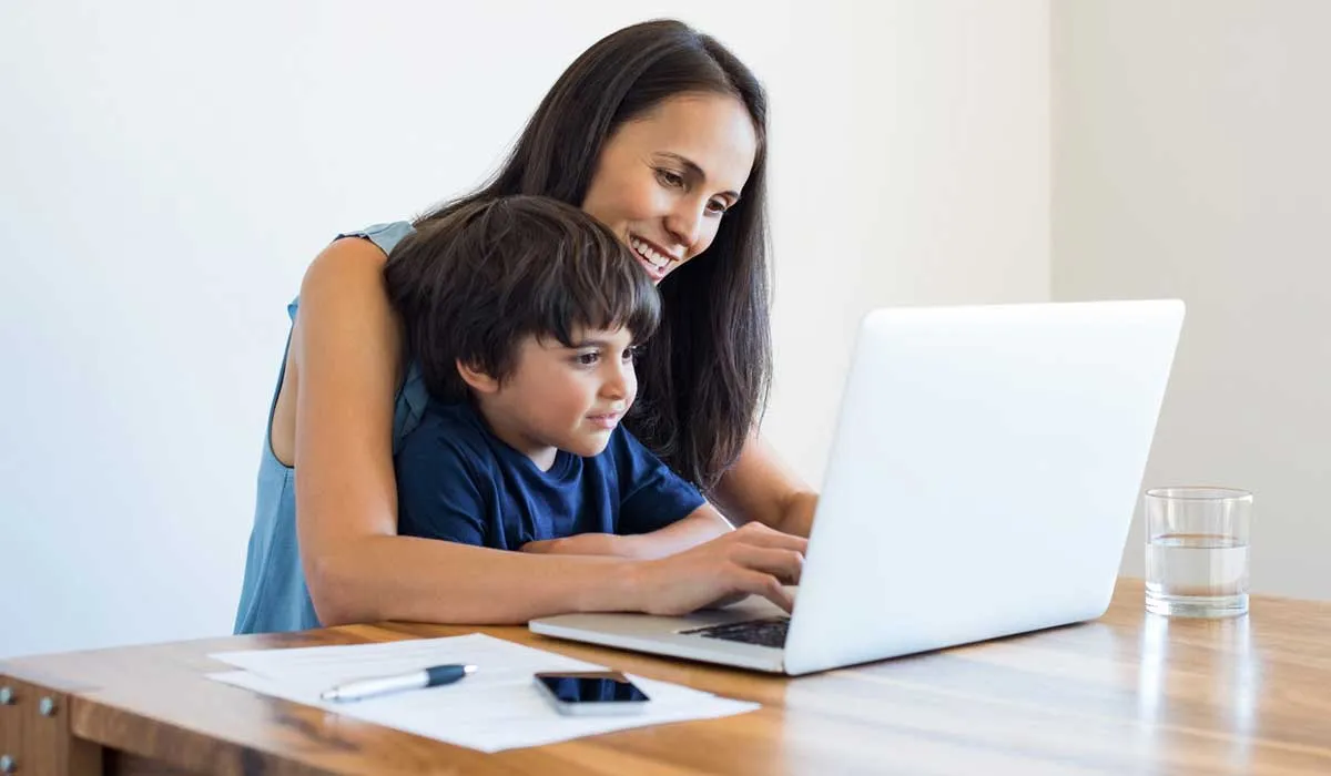 Cómo ser una madre profesionista sin morir en el intento