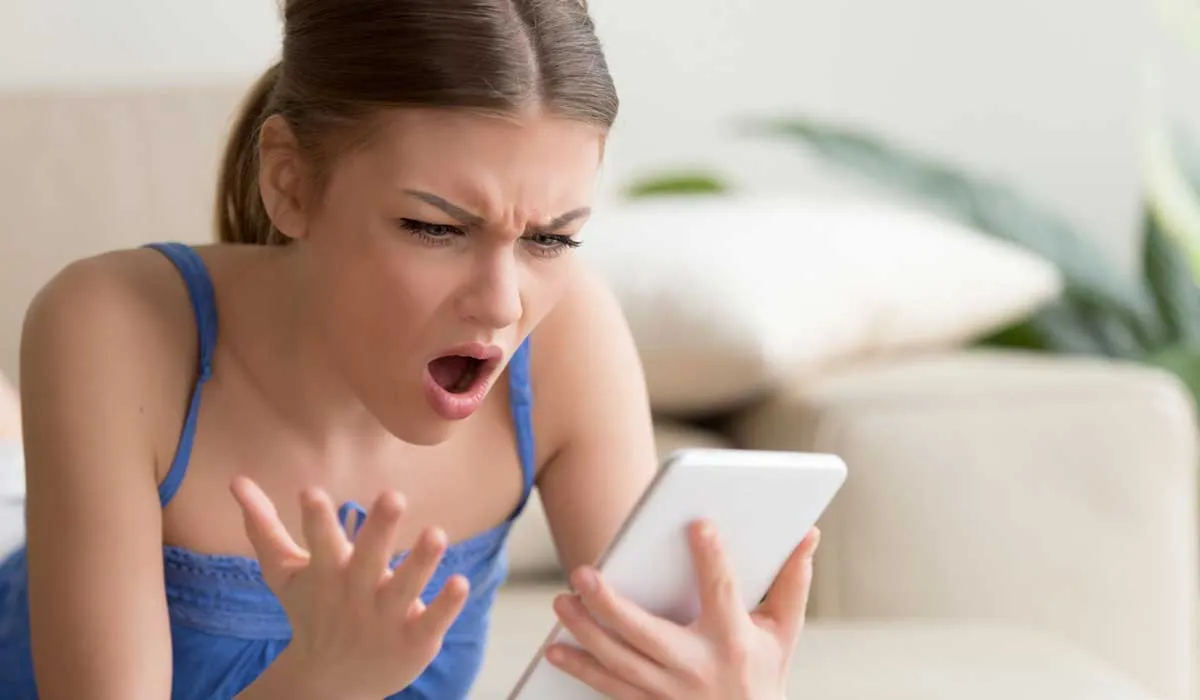 Ahora pueden manipular tus mensajes de WhatsApp gracias a un error