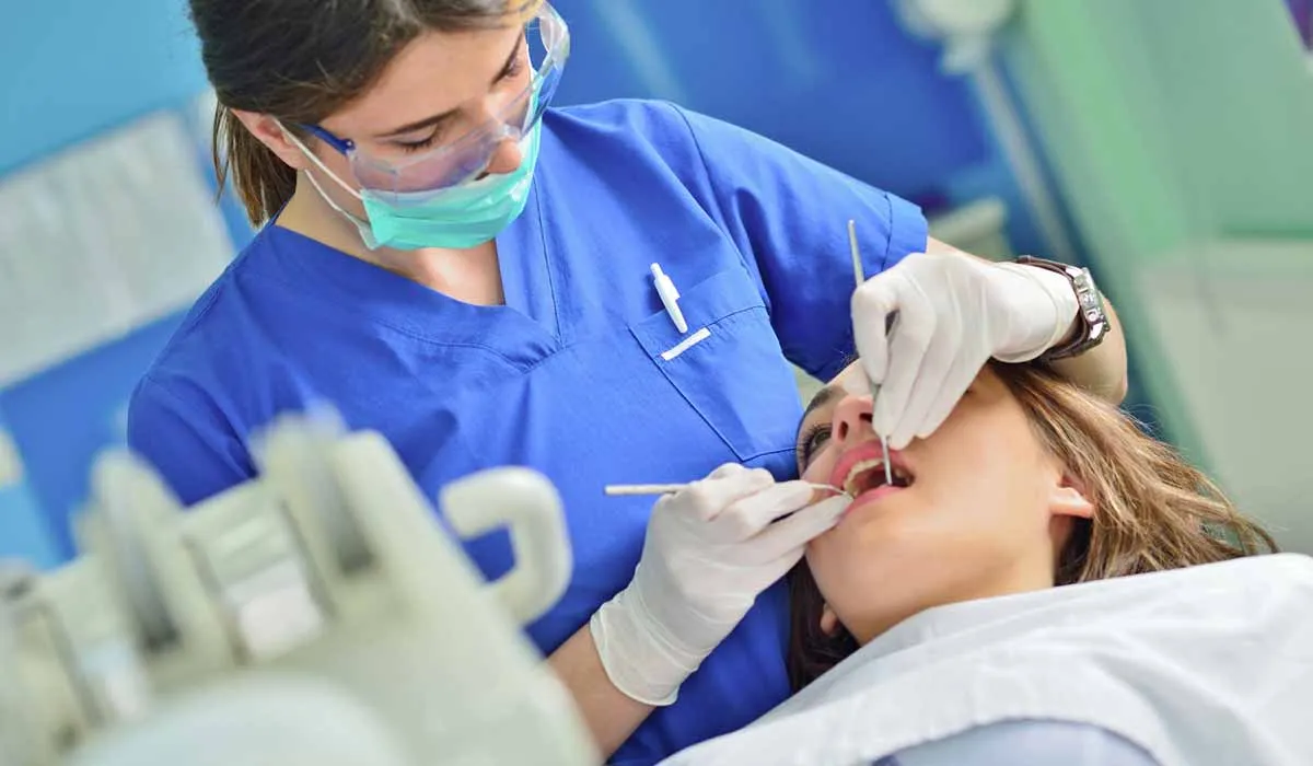 el cáncer bucal está afectando a los jóvenes