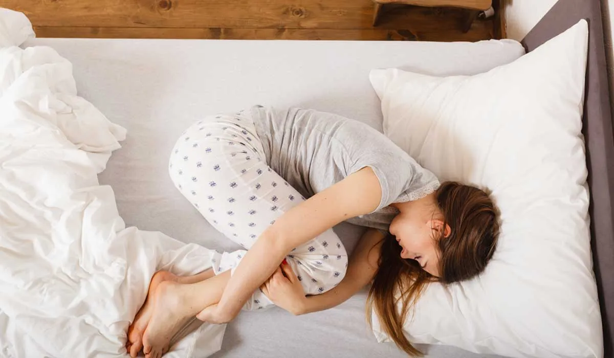 evita sentir dolor después de dormir