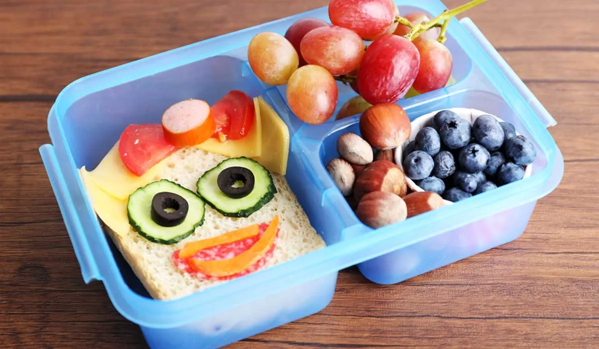 ¡Atención, papás! ¿Qué debe contener una lonchera saludable?