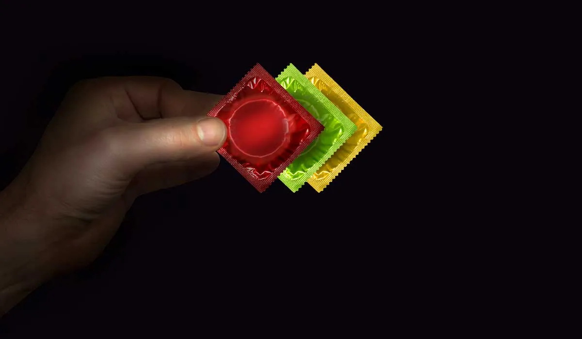 Condones que cambian de color al detectar una enfermedad sexual
