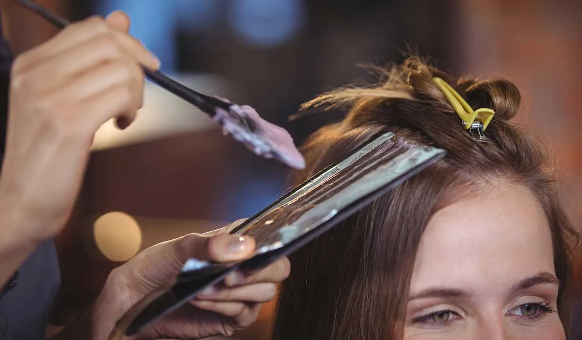 haz que tu tinte castaño te dure más