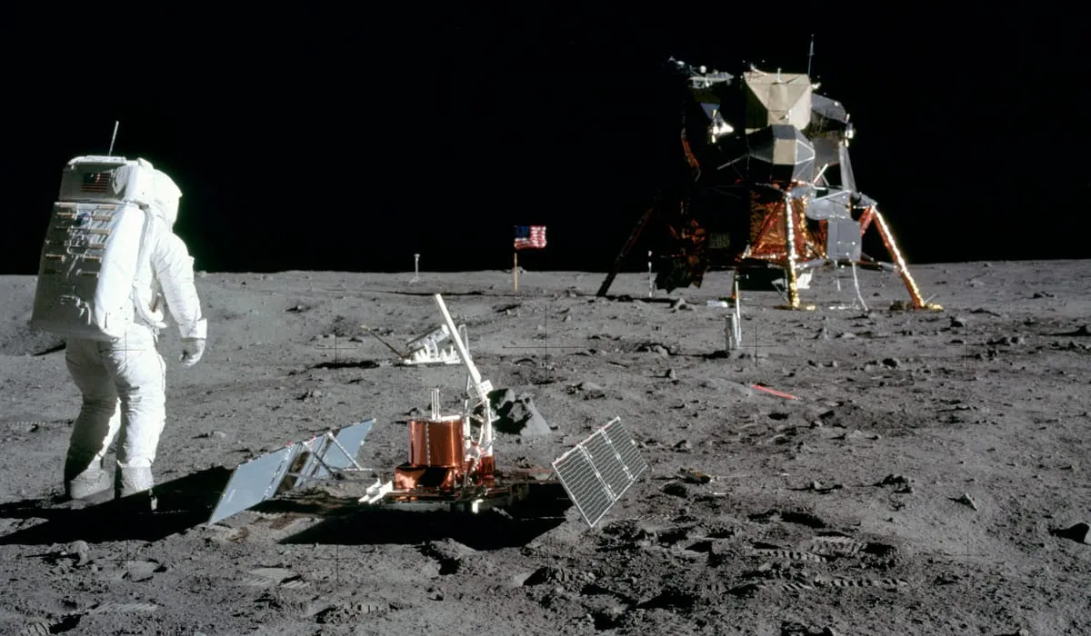 Apunta a la luna