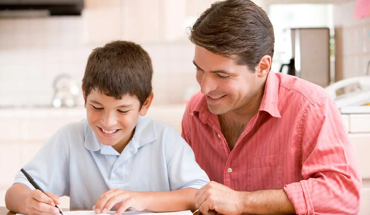 5 beneficios de hacer la tarea con tus hijos
