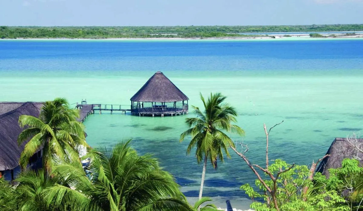 Bacalar: el destino más romántico para viajar en pareja