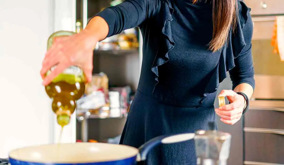 truco para quitar aceite de las paredes