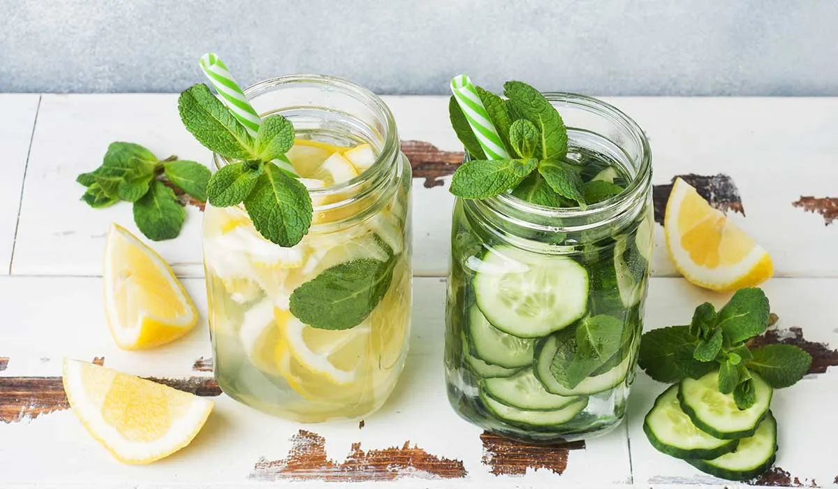 aprende a hacer agua de sabor frescas