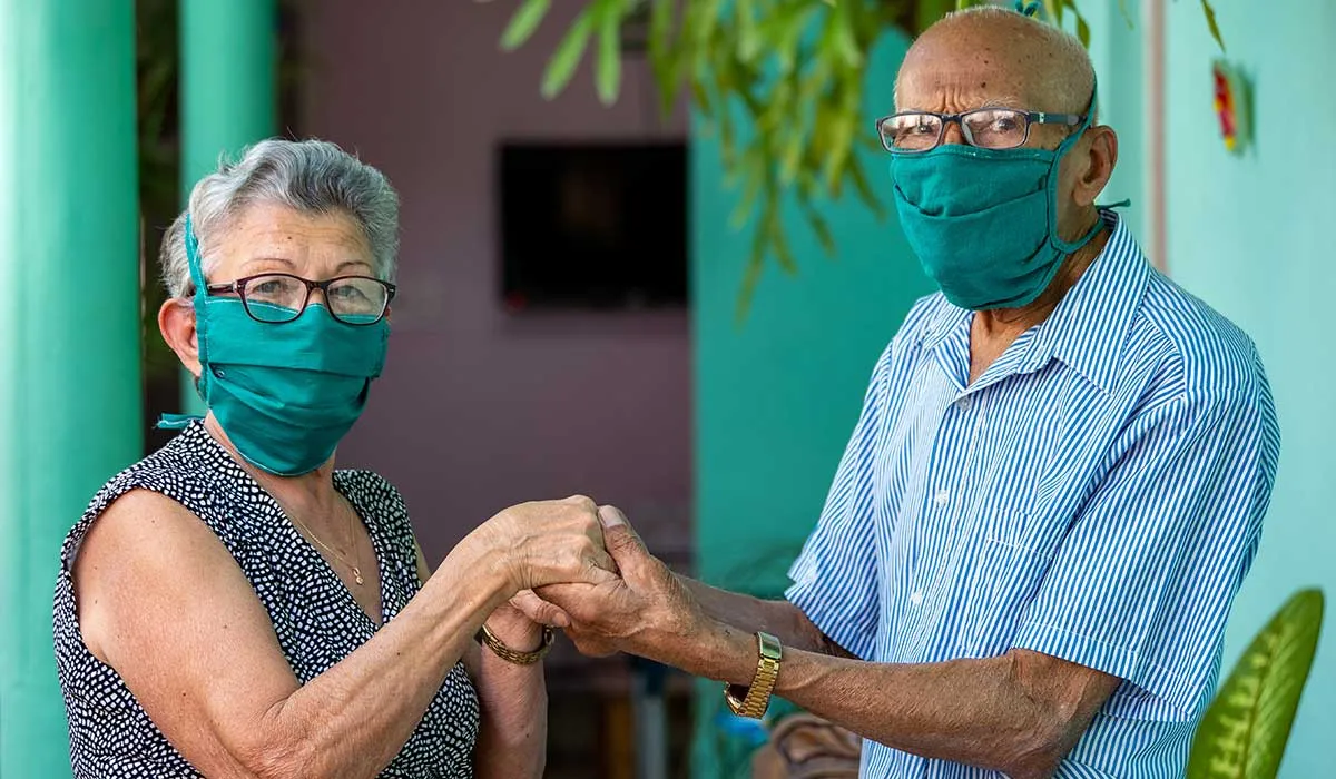 riesgo de contagiar a tus abuelos con Covid-19