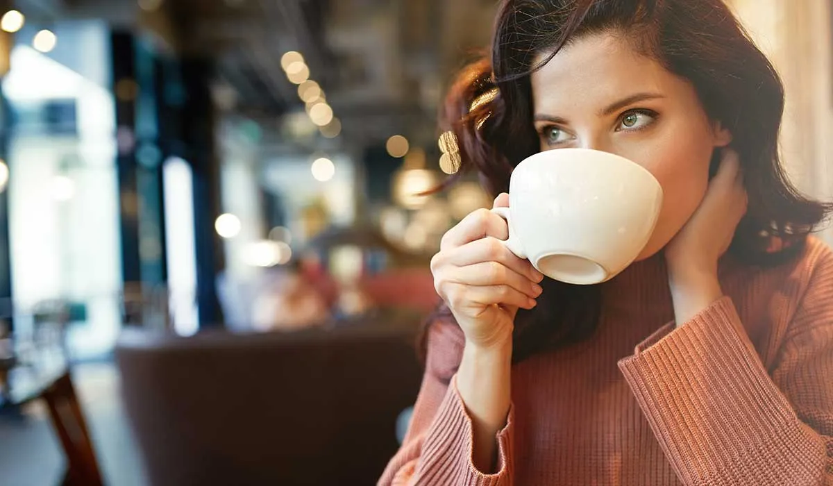 por qué podrías mezclar café con bicarbonato