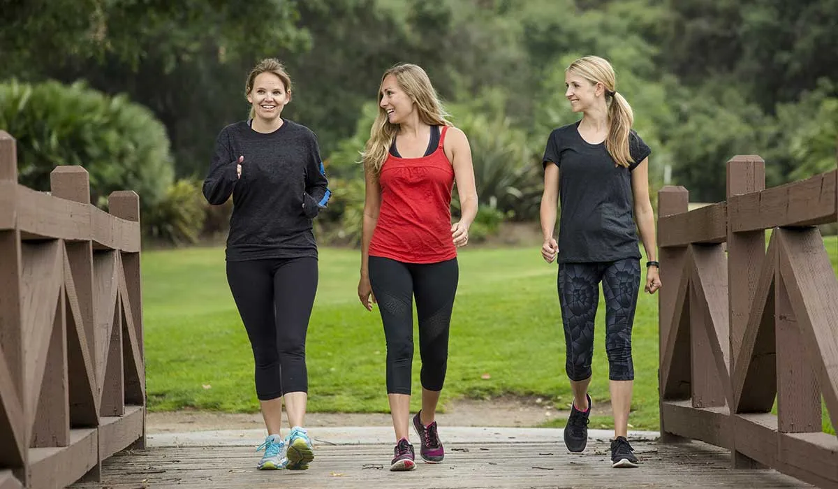 por qué es bueno caminar