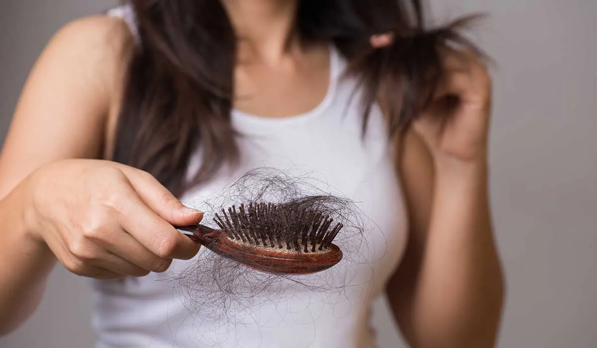 mayo caída de cabello en otoño