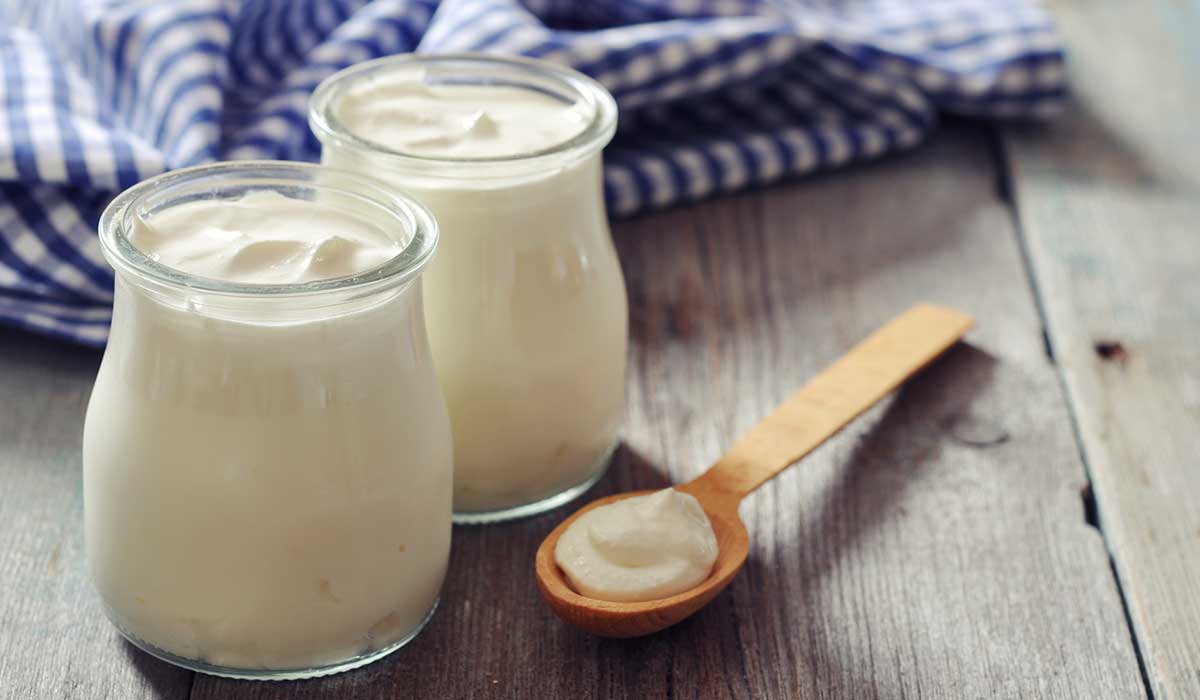 consume yogur para tus huesos y músculos