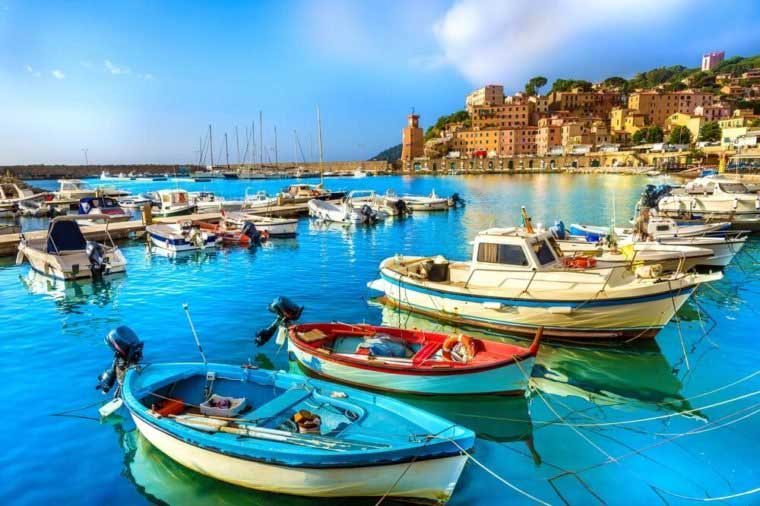 bella isla en el Mediterráneo