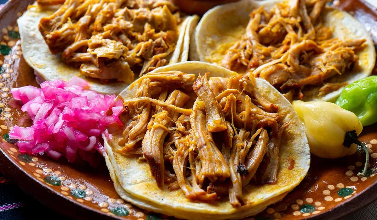 prepara la rica cochinita pibil