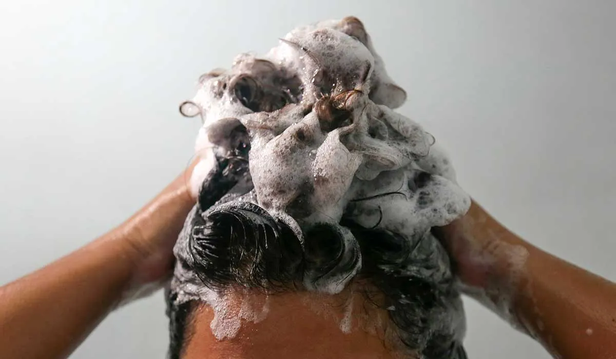 lava tu cabello adecuadamente
