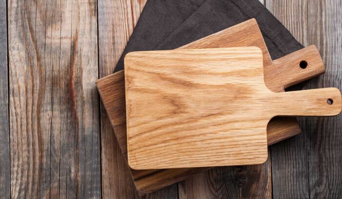 Expertos destacan que la madera es el material más seguro para picar y  manipular alimentos