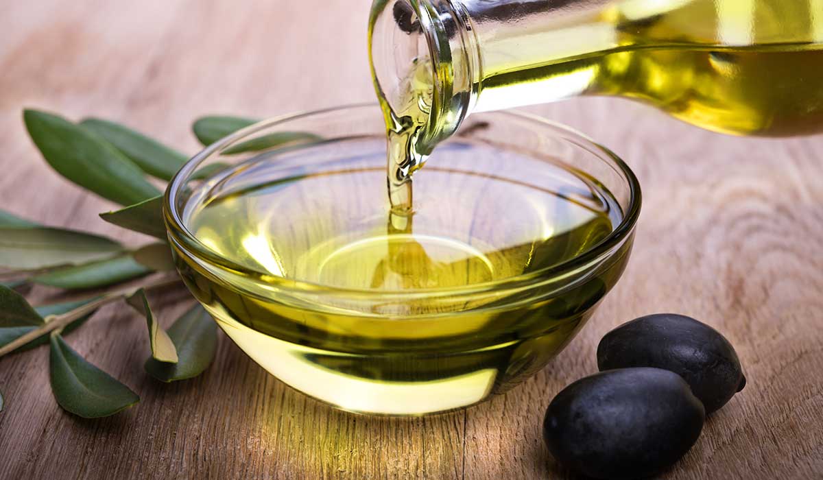 usos del aceite de oliva para el cabello y la piel
