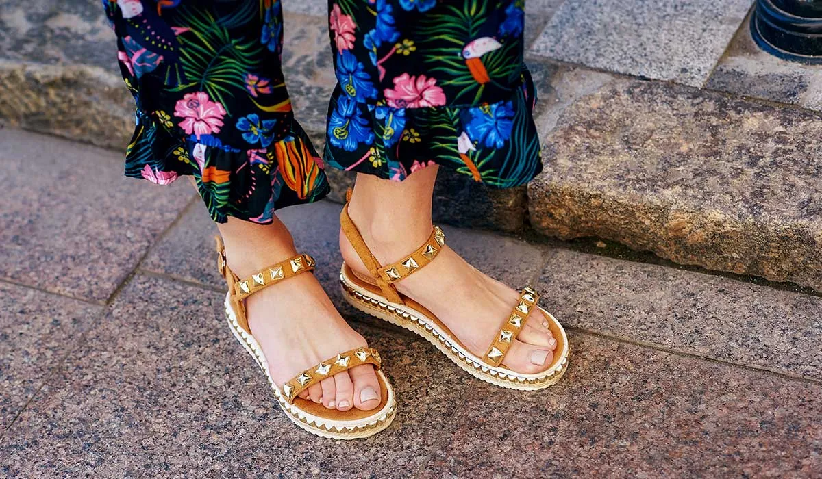 conoce como pueden afectarte las sandalias