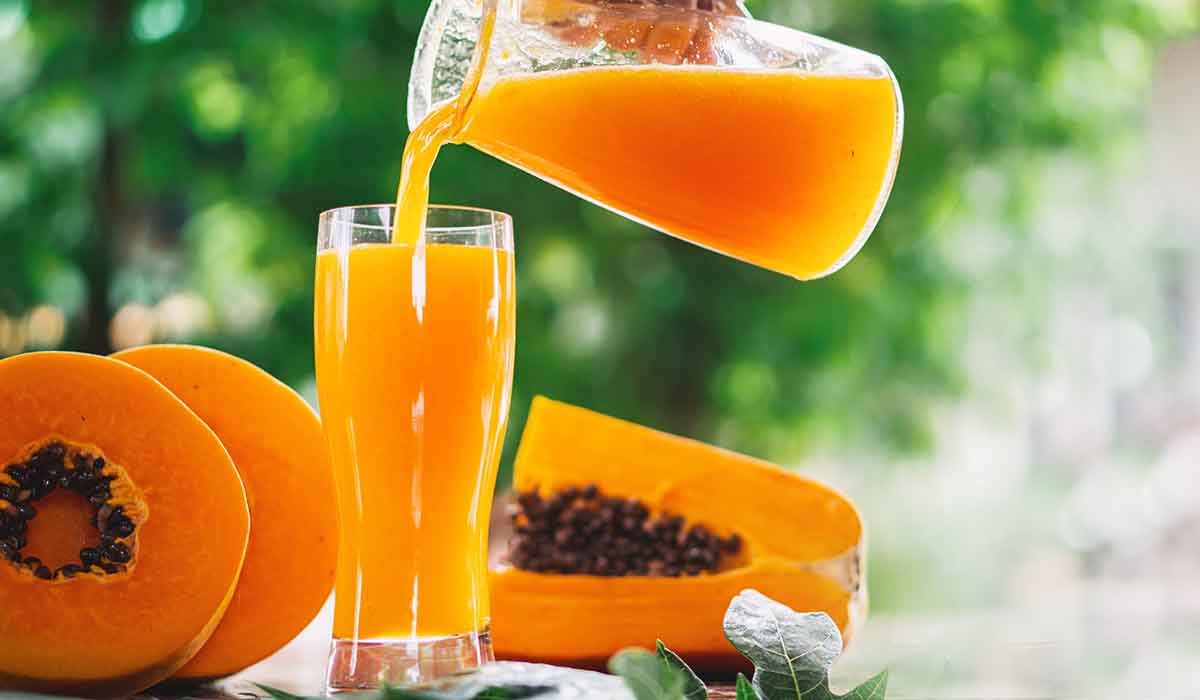 Mejora tu salud intestinal con estos jugos de papaya para el desayuno