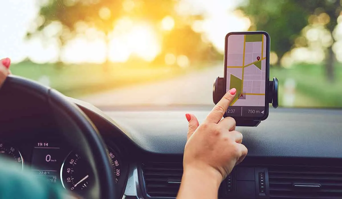 principales diferencias entre Waze y Maps