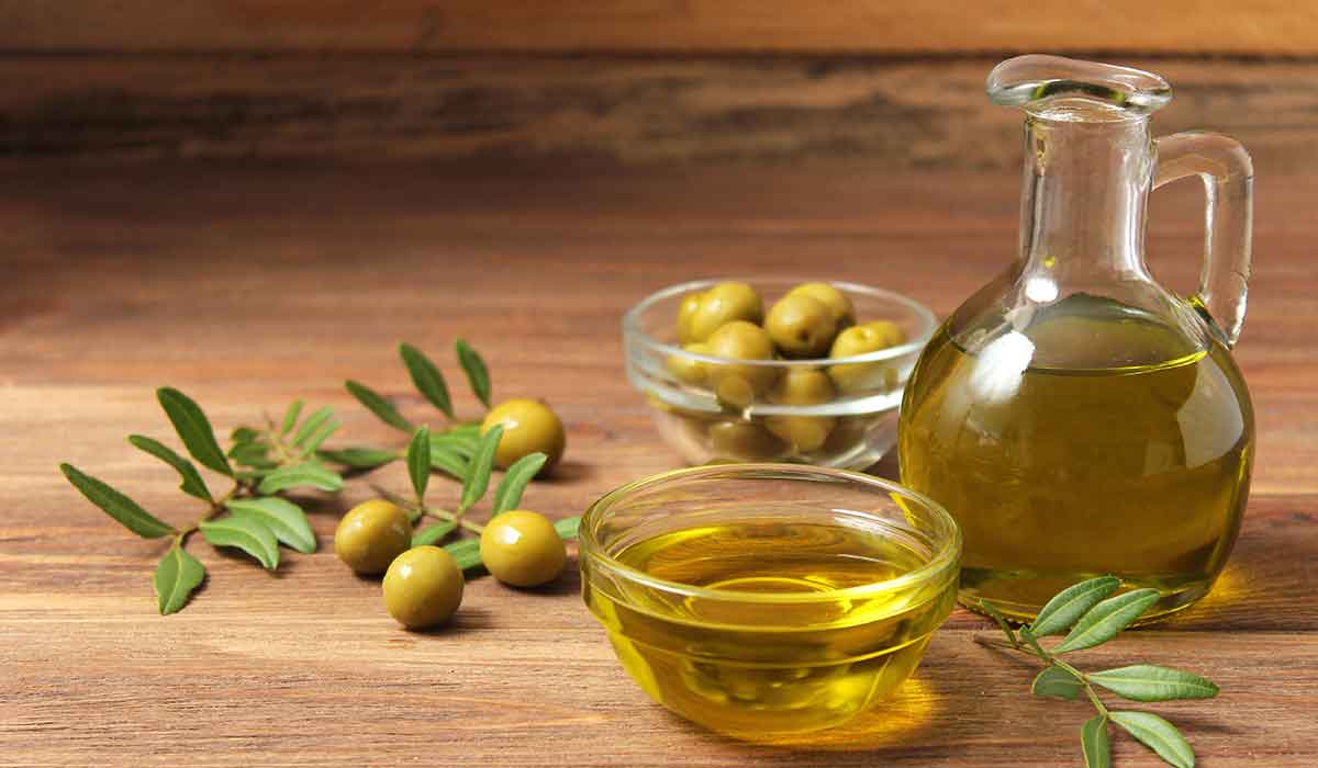 usos del aceite de oliva fuera de la cocina