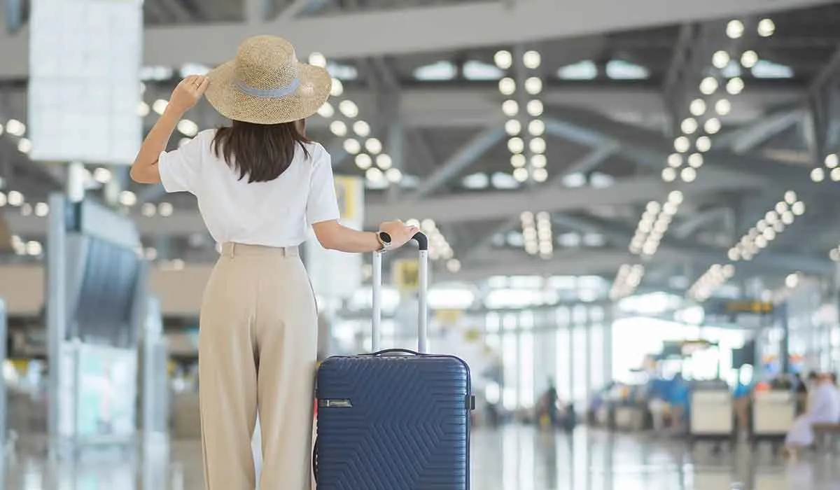 ropa que no debes usar al volar en avión