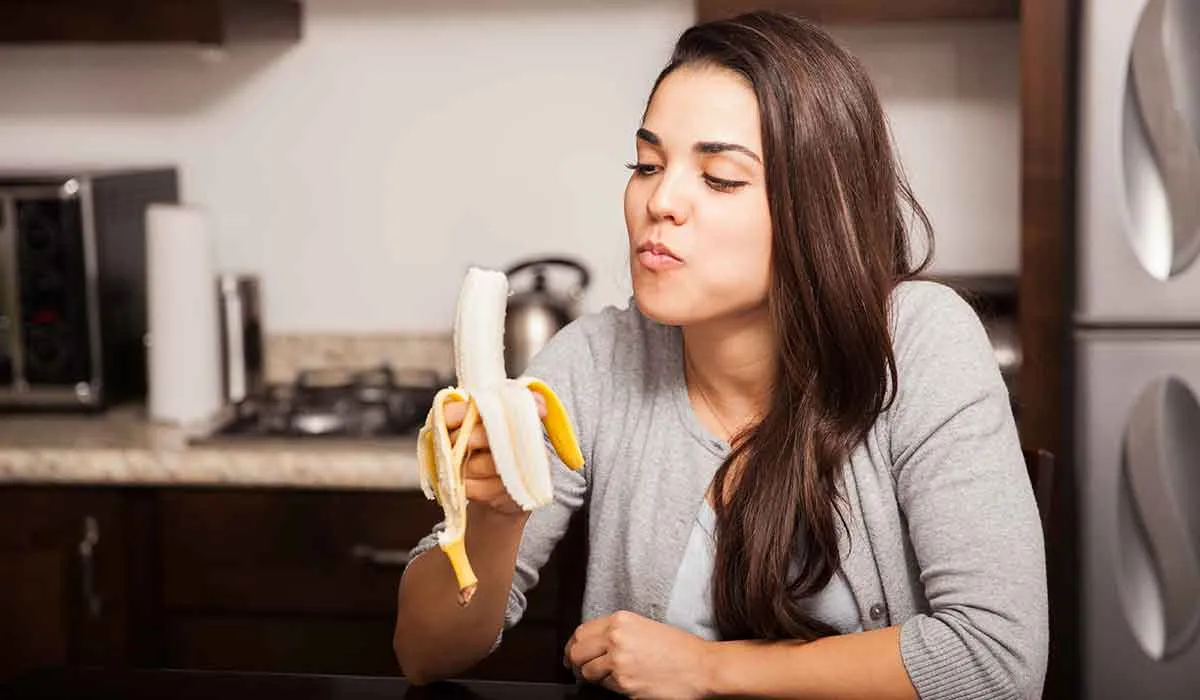 un plátano por la noche para dormir mejor