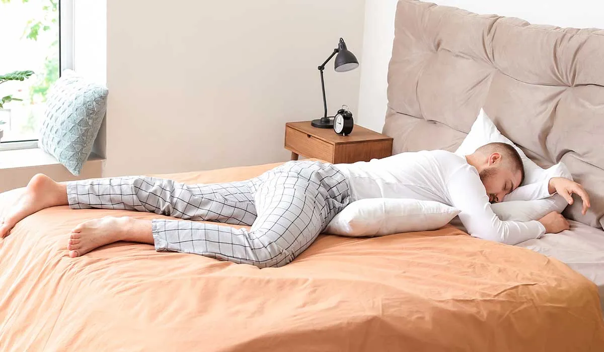 mejores posiciones para dormir según la ciencia