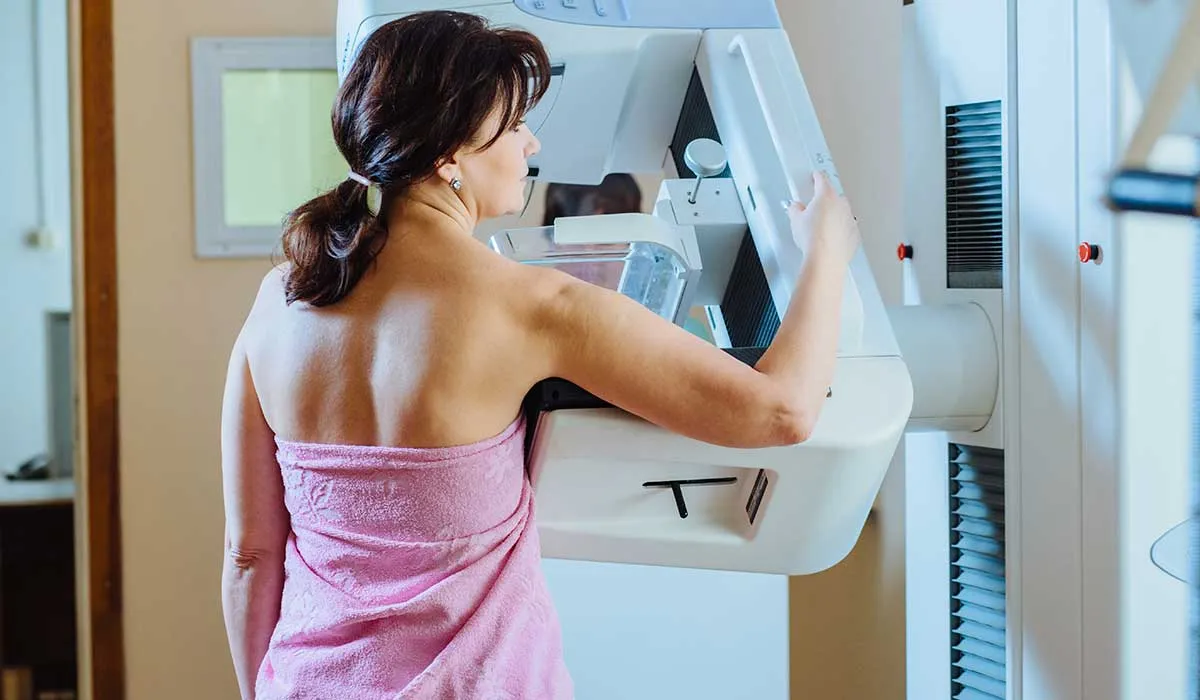 no hagas caso a estas falsas ideas sobre el cáncer de mama