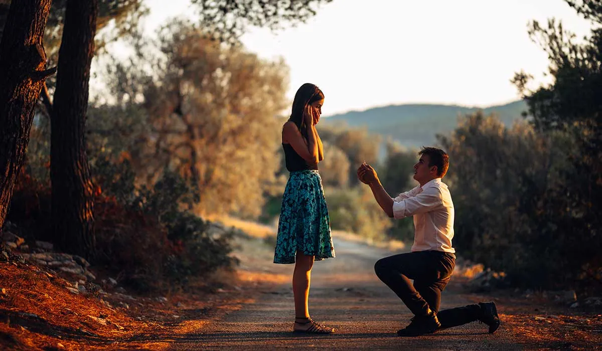 por qué te tienes que arrodillar para proponer un compromiso