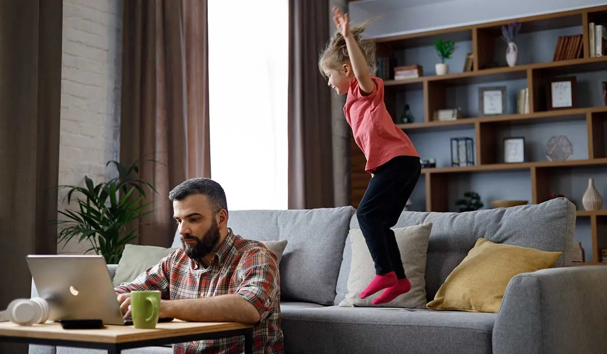 niños se portan peor cuando están padres