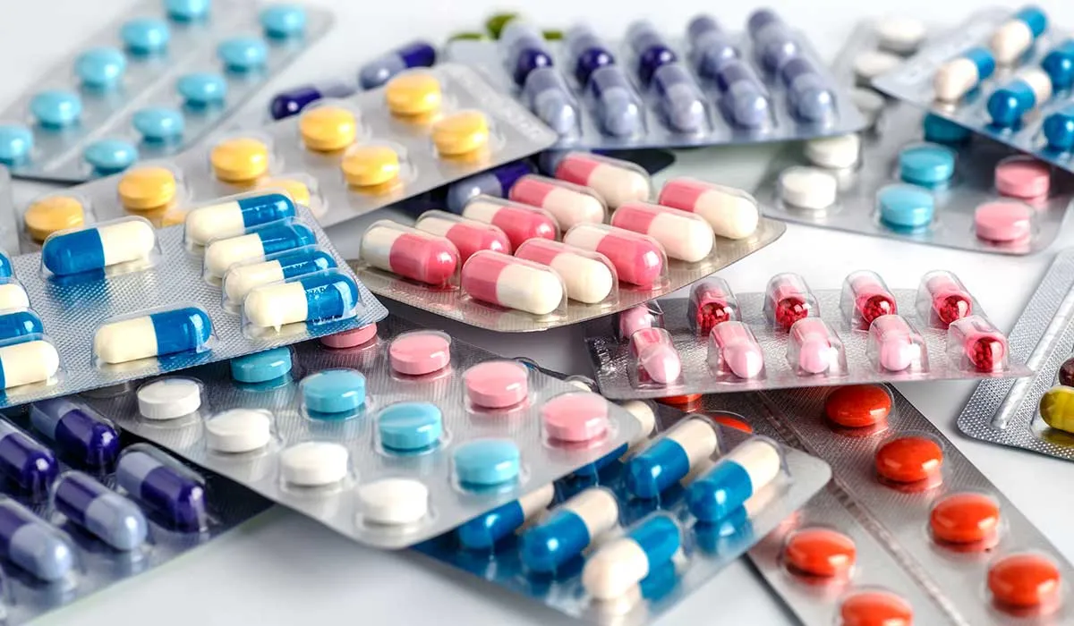 efectos secundarios extraños por tus medicamentos